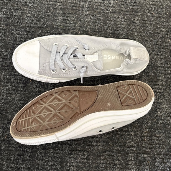 Converse shoes - Picture 3 of 4